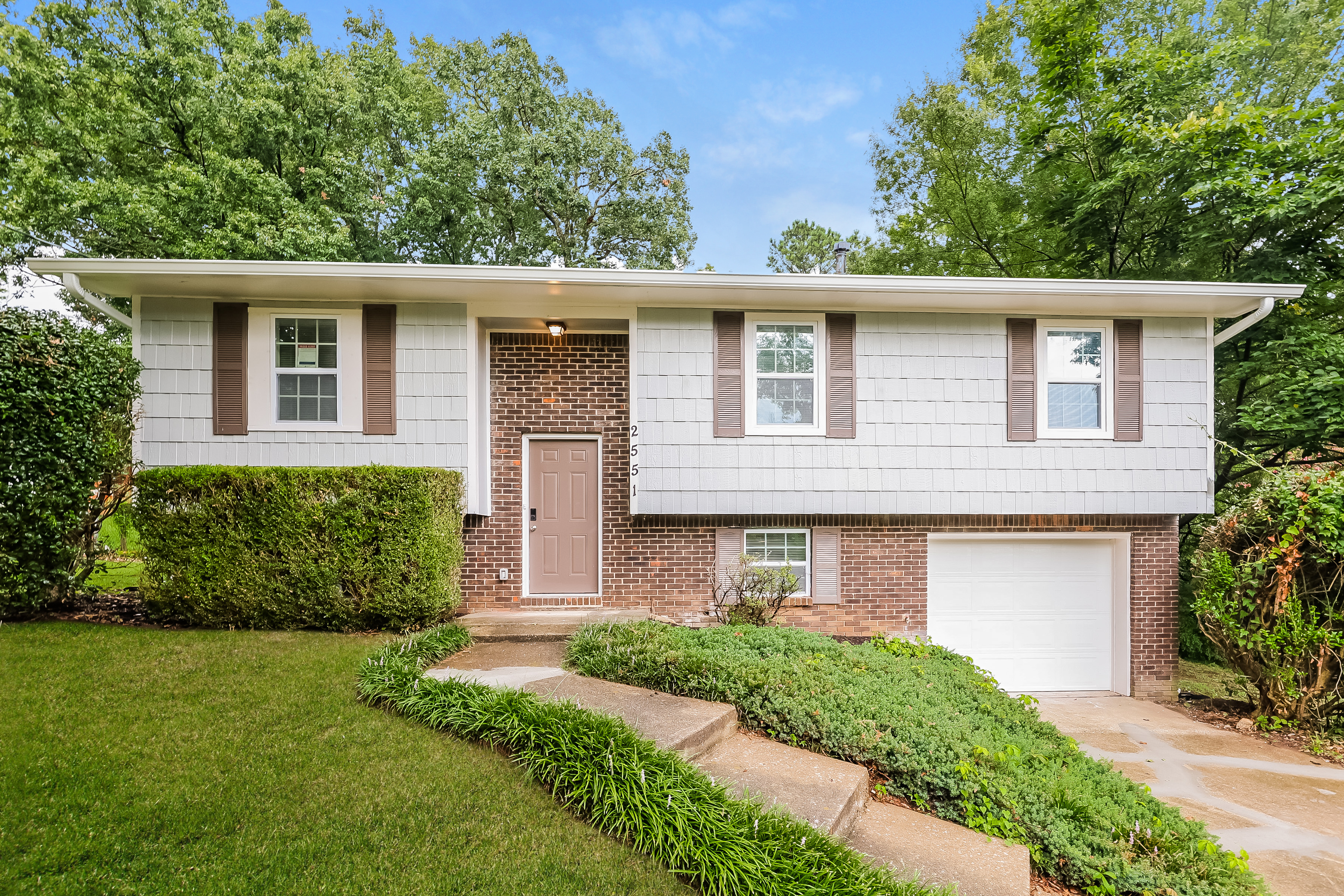 2551 Janice Circle NE Birmingham, AL 35235
